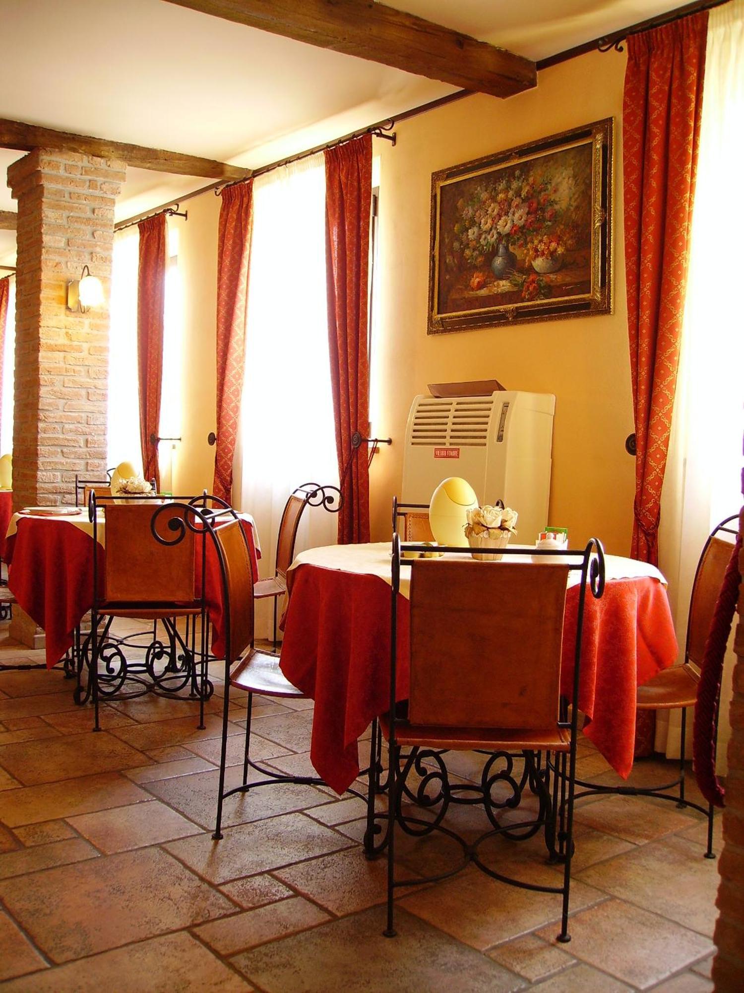 Hotel Antico Casale Vigarano Mainarda Extérieur photo