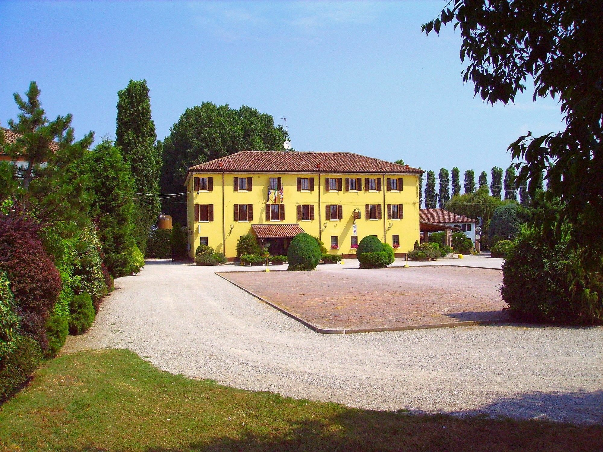 Hotel Antico Casale Vigarano Mainarda Extérieur photo